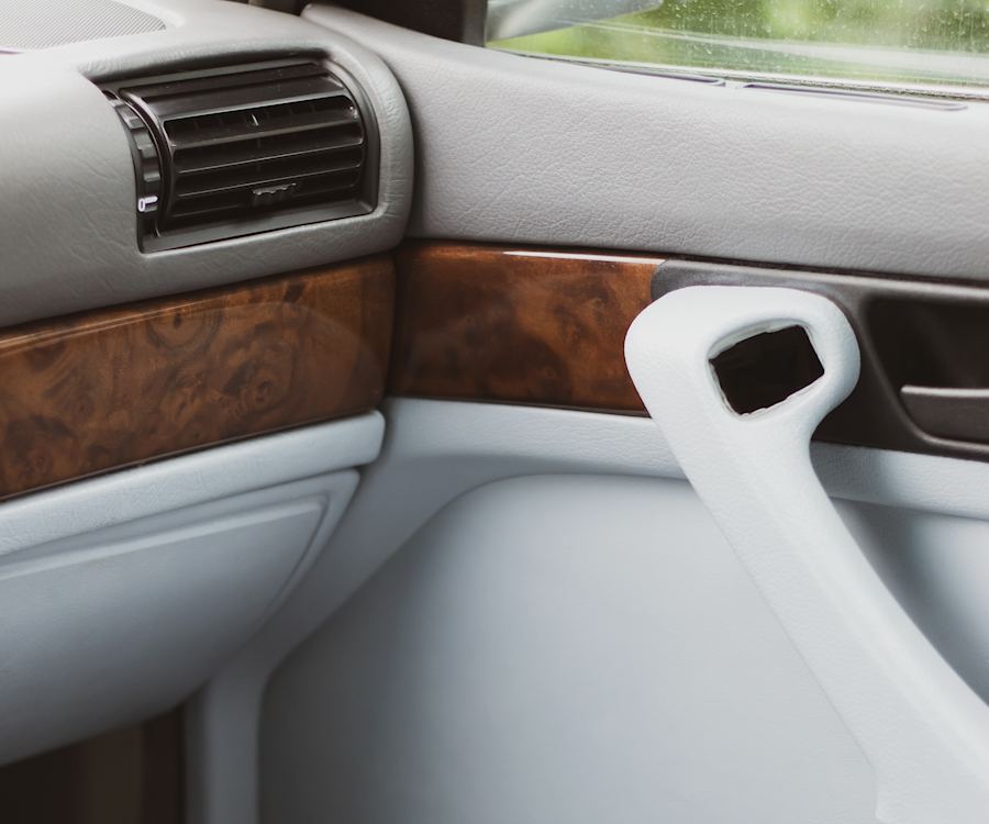 Protect against discolouration